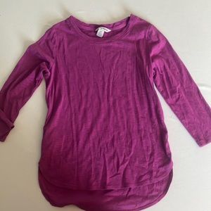 Mid length sleeve shirt